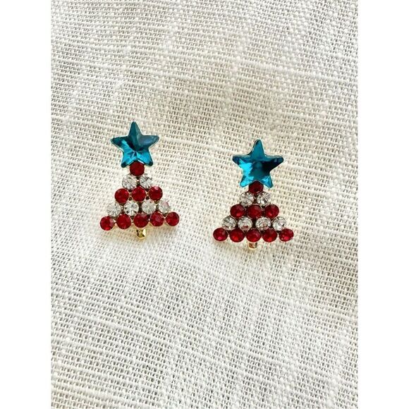 Red, white, & Blue ❤️🤍💙 - Picture 3 of 4